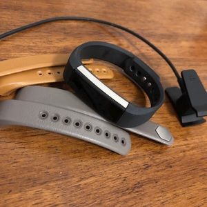 Fitbit Alta with 3 bands and charger